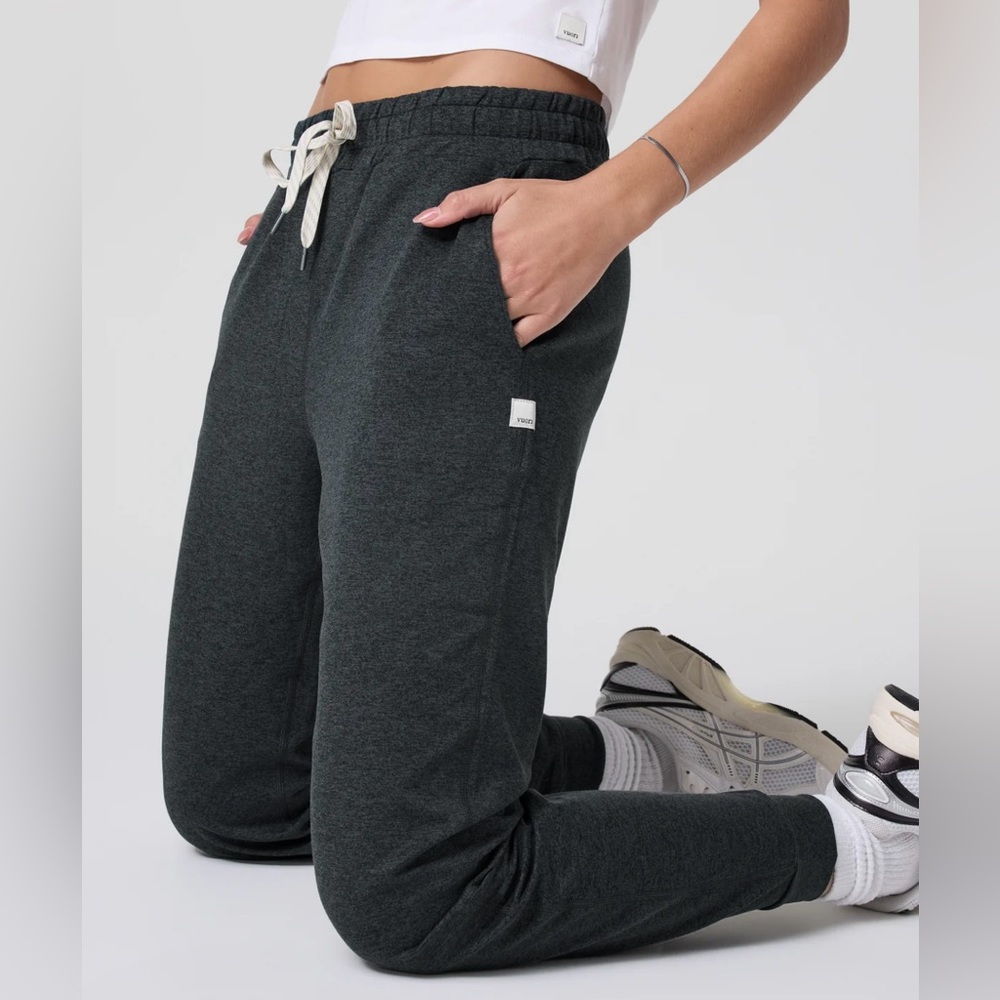 Vuori Heather Grey Performance Joggers - Picture 2 of 7